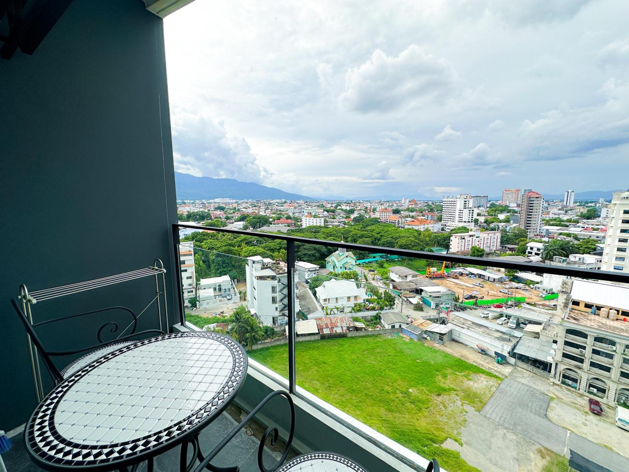 Astra Sky River Chang Klan Chaing Mai Chiang Mai Exterior photo